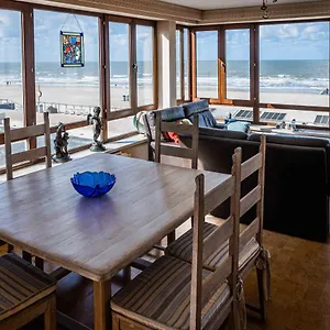Apartment Uniek Zeezicht, Ostende